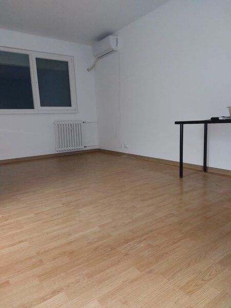 Drumul Taberei, P-ta Moghioros, et.7/10 langa parc si metrou