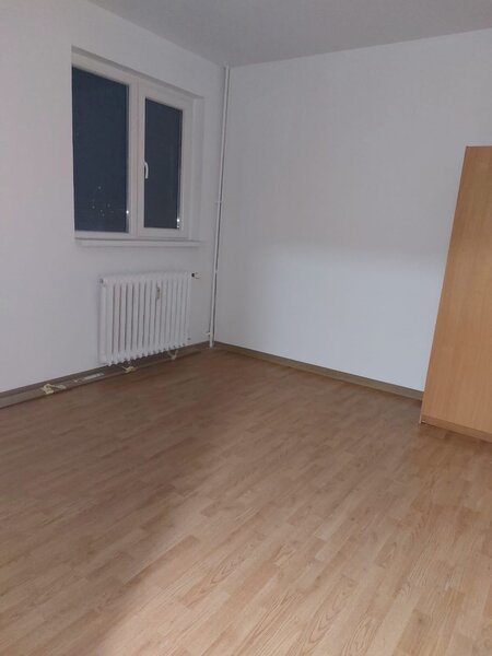 Drumul Taberei, P-ta Moghioros, et.7/10 langa parc si metrou